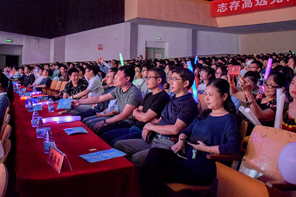 30bedd8d7a944838b4460632af96394a.jpg tapplay官网