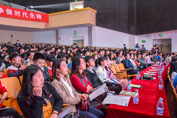 7c137b9ac069458abbe98dcf28da873e.jpg tapplay官网