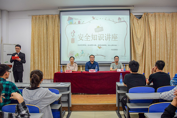 cf321732bdb54b5dbf954bb68e30ba34.jpg tapplay官网