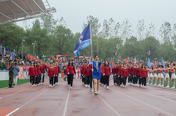 c1bf4a6bdbe447f192ba15953187f99c.jpg tapplay官网