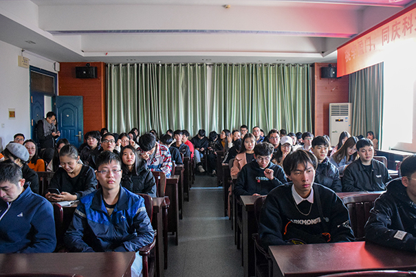 3fc50b25d46c46d5b20238922b974265.jpg tapplay官网